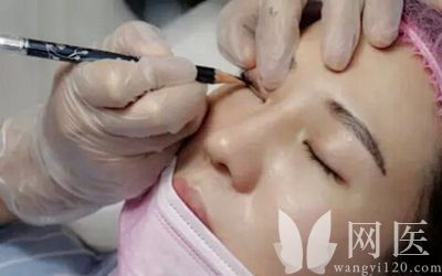 做美瞳线过程图