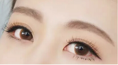 美瞳线这么美，为什么你的美瞳线不上色