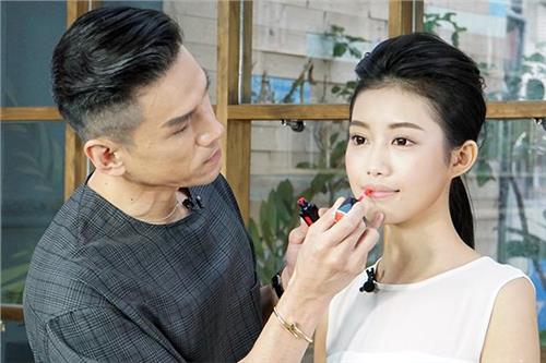 化妆培训师分享 咬唇妆or染唇妆哪个更适合你
